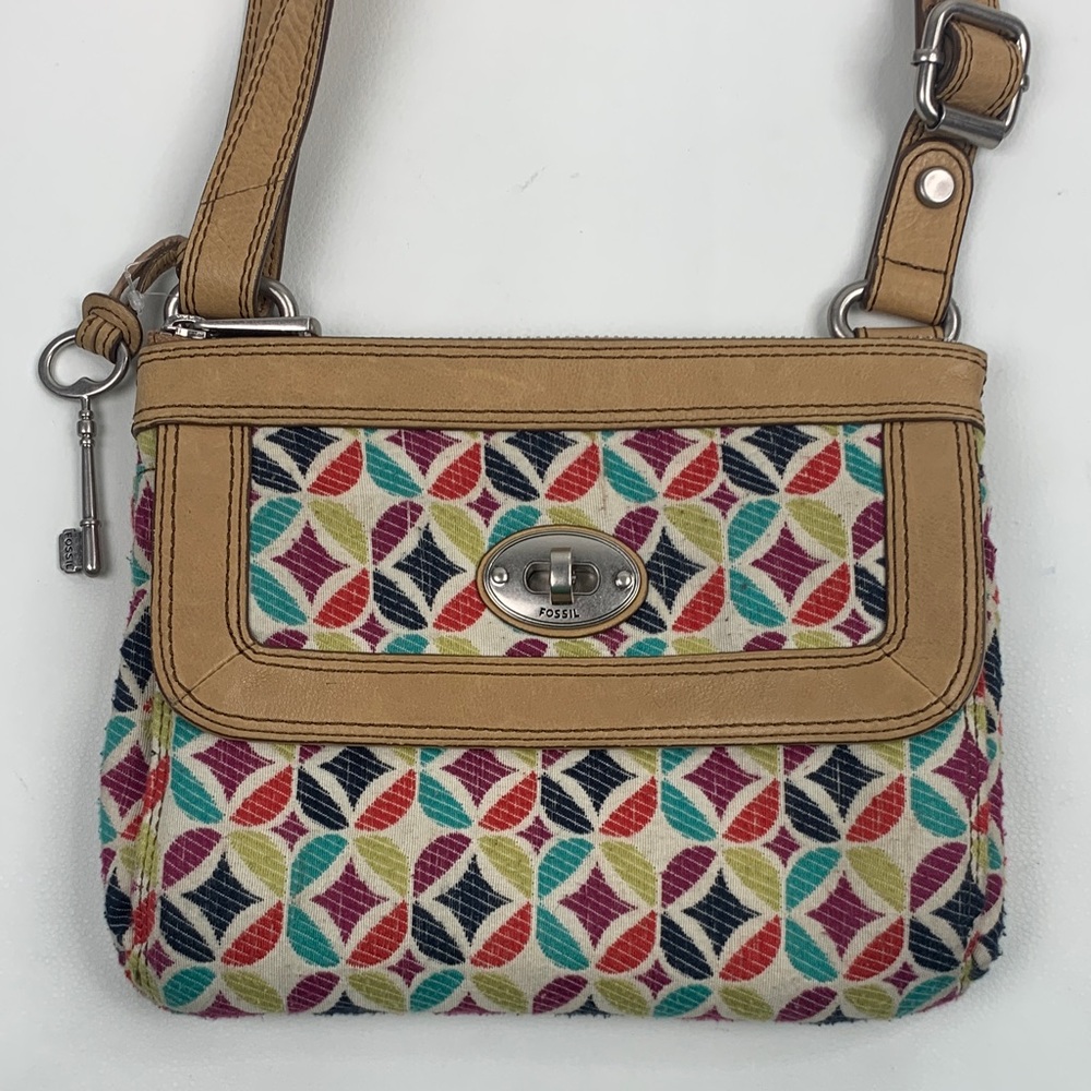 Fossil leather trim colorful Pattern Crossbody Bag Fossil Key Charm Adjustable